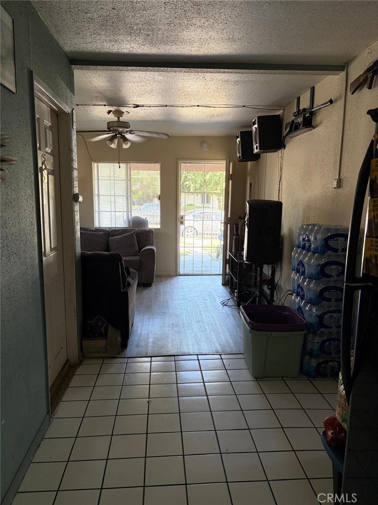 6221 Heliotrope Property Photo 4