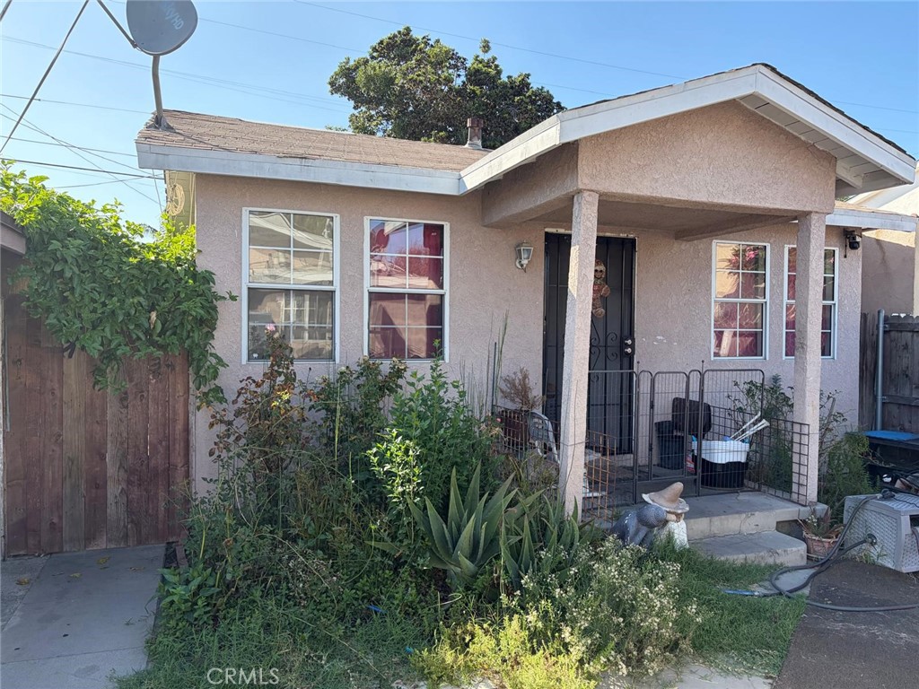 6221 Heliotrope Property Photo 12