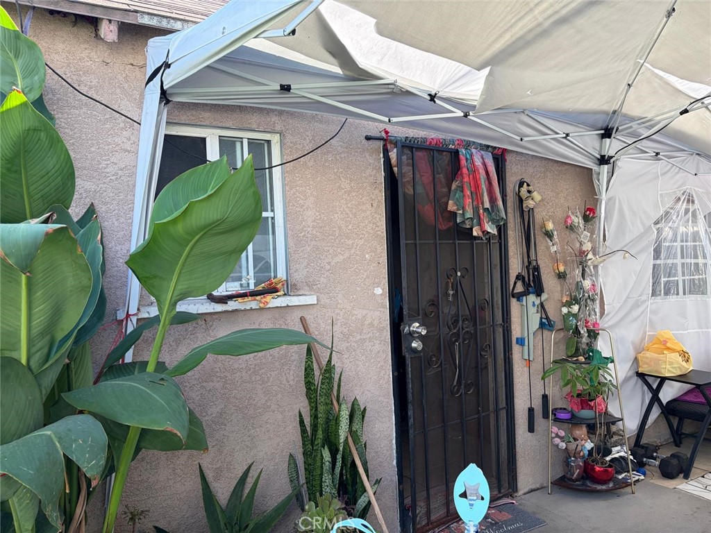 6221 Heliotrope Property Photo 17
