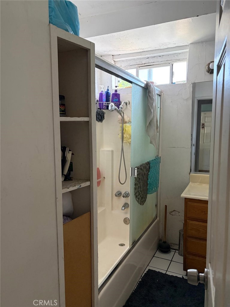 6221 Heliotrope Property Photo 21
