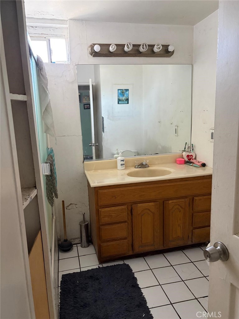 6221 Heliotrope Property Photo 22