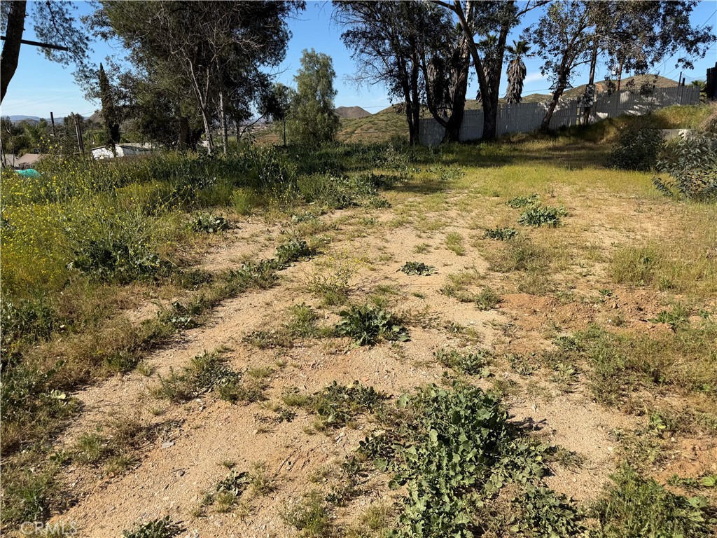 24650 Fir Property Photo 5