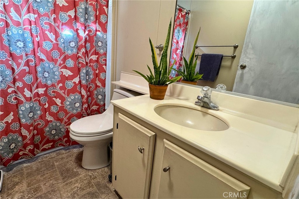 2230 Lake Park 207 Property Photo 10