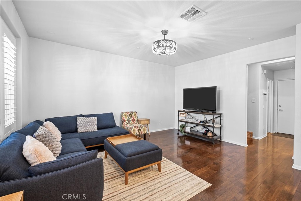 40042 Cape Cod Property Photo 6