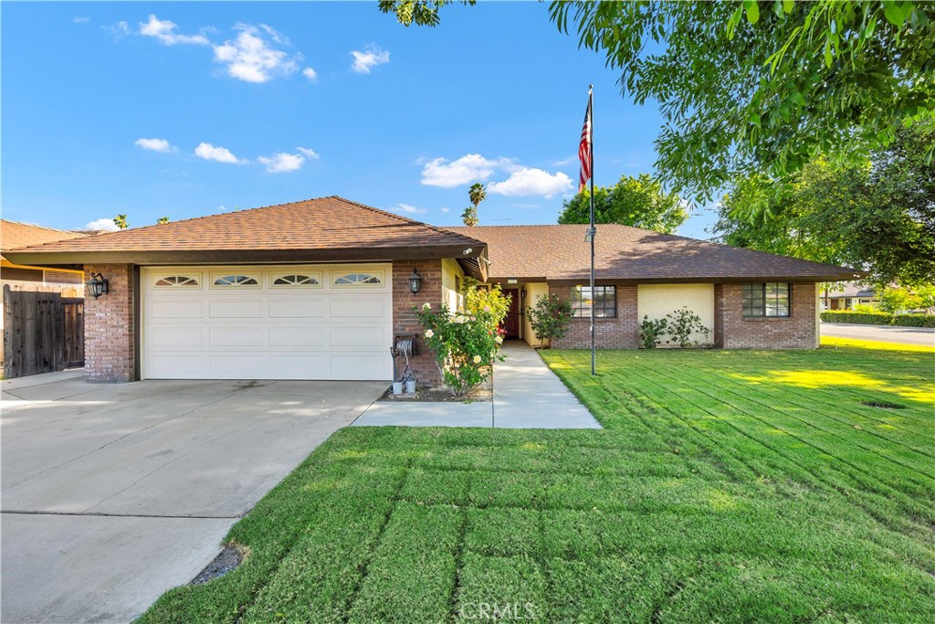 41257 Plumrose Property Photo 4