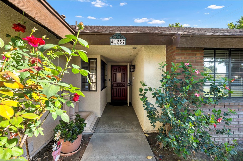 41257 Plumrose Property Photo 5