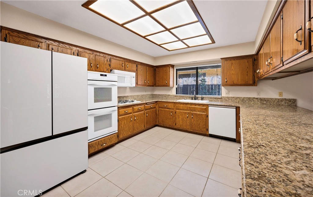 41257 Plumrose Property Photo 7