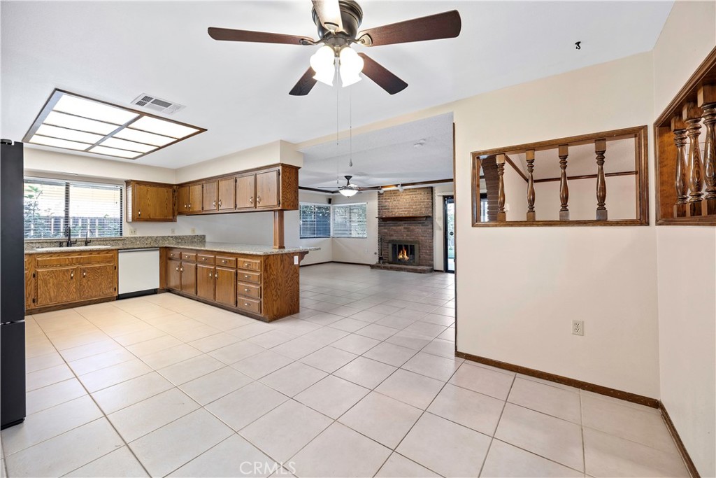 41257 Plumrose Property Photo 8