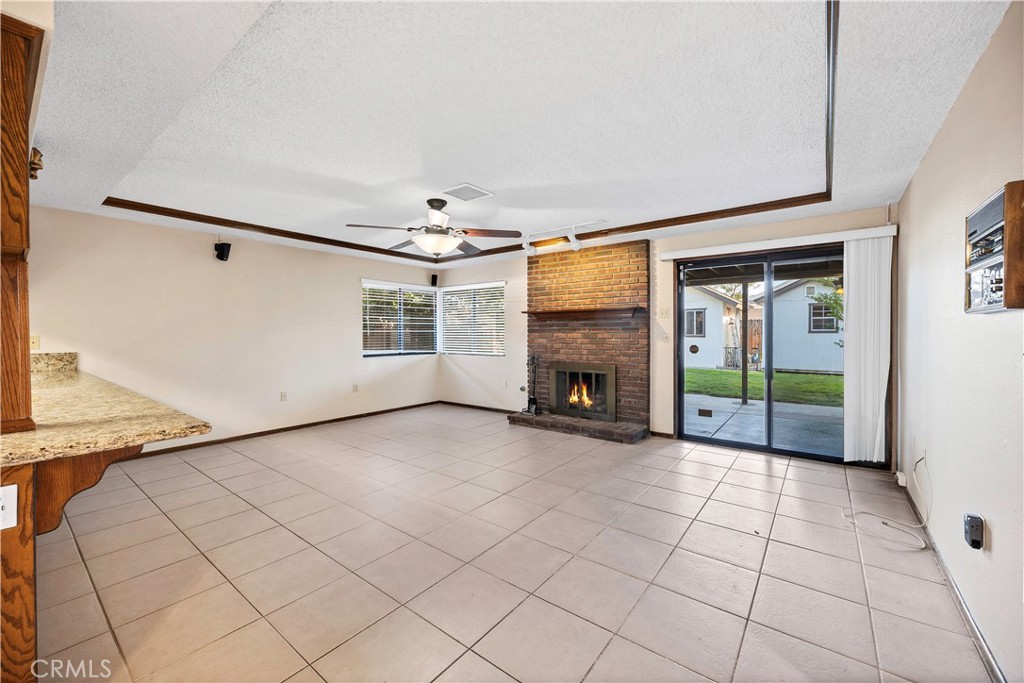 41257 Plumrose Property Photo 9