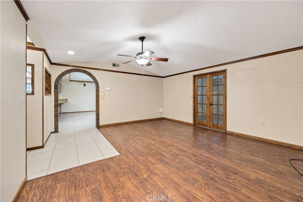 41257 Plumrose Property Photo 28