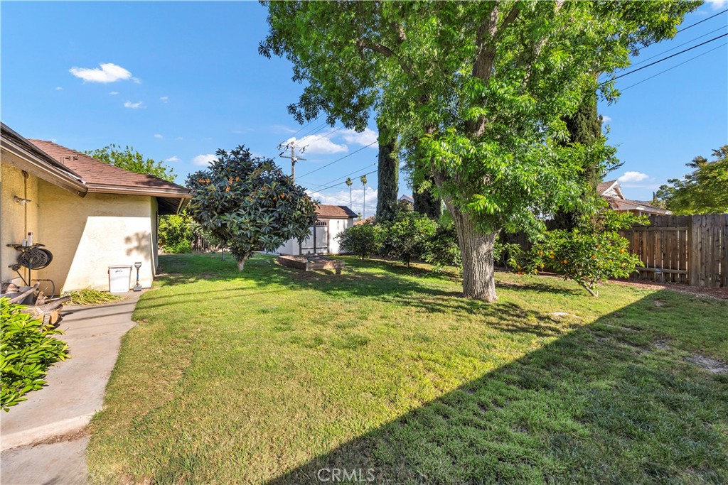 41257 Plumrose Property Photo 34
