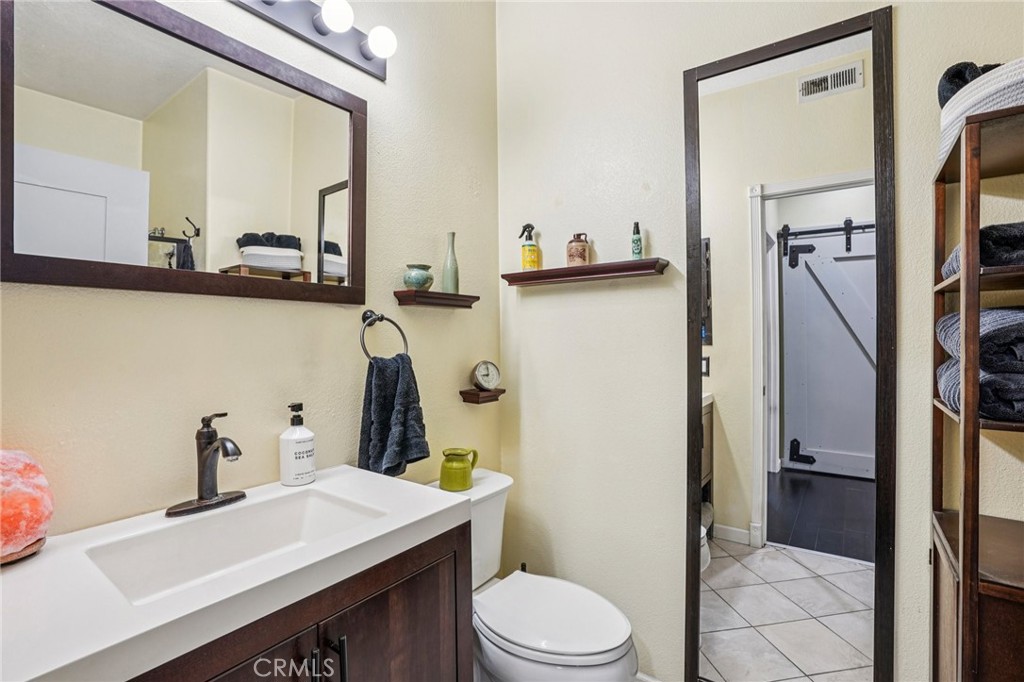 28515 Klondike Property Photo 31