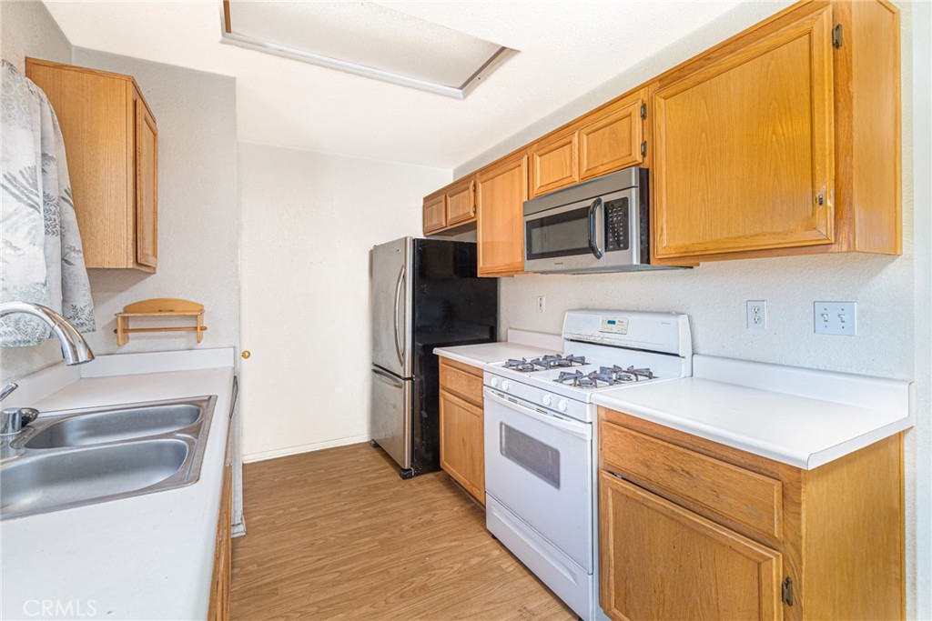 10611 Plainfield Property Photo 3