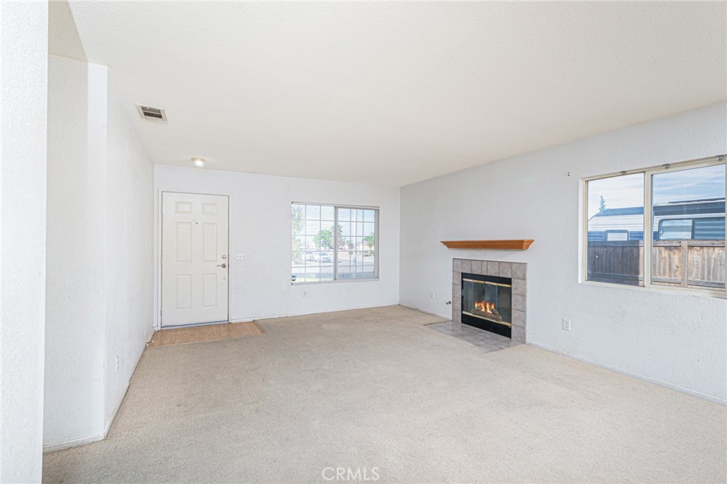 10611 Plainfield Property Photo 6