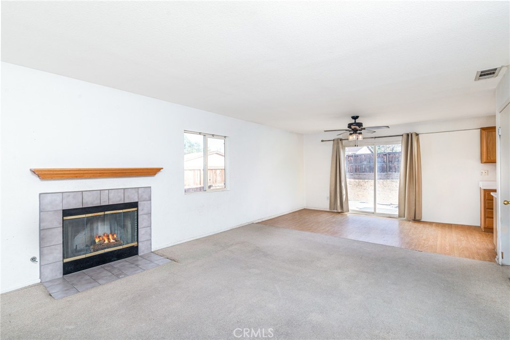 10611 Plainfield Property Photo 7