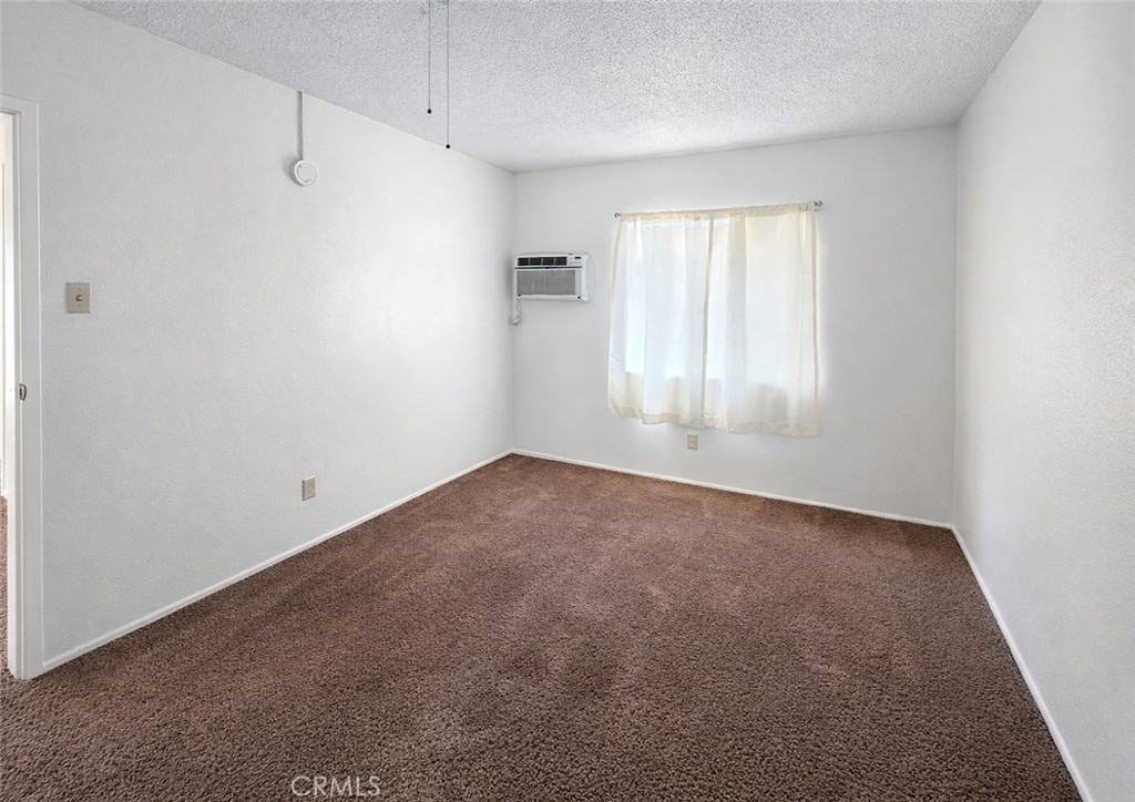 6450 Athol Property Photo 18