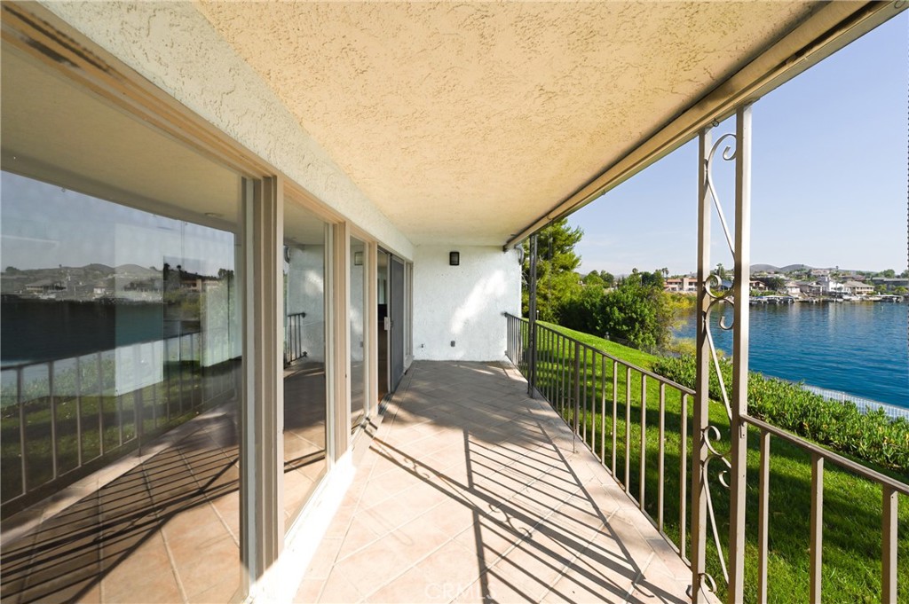 22054 Treasure Island Property Photo 19