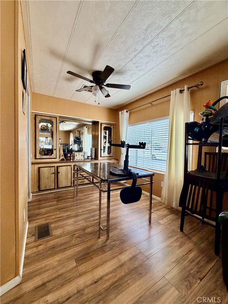 601 N Kirby 293 Property Photo 19