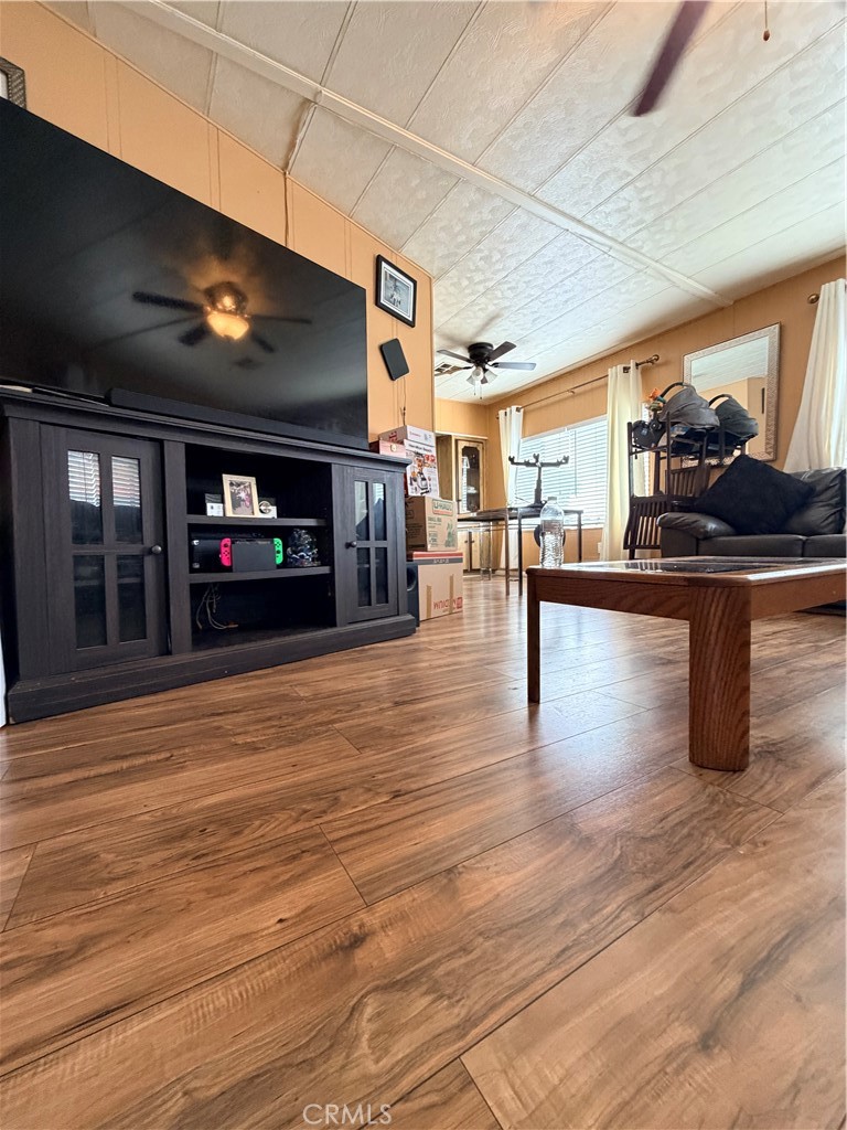 601 N Kirby 293 Property Photo 26