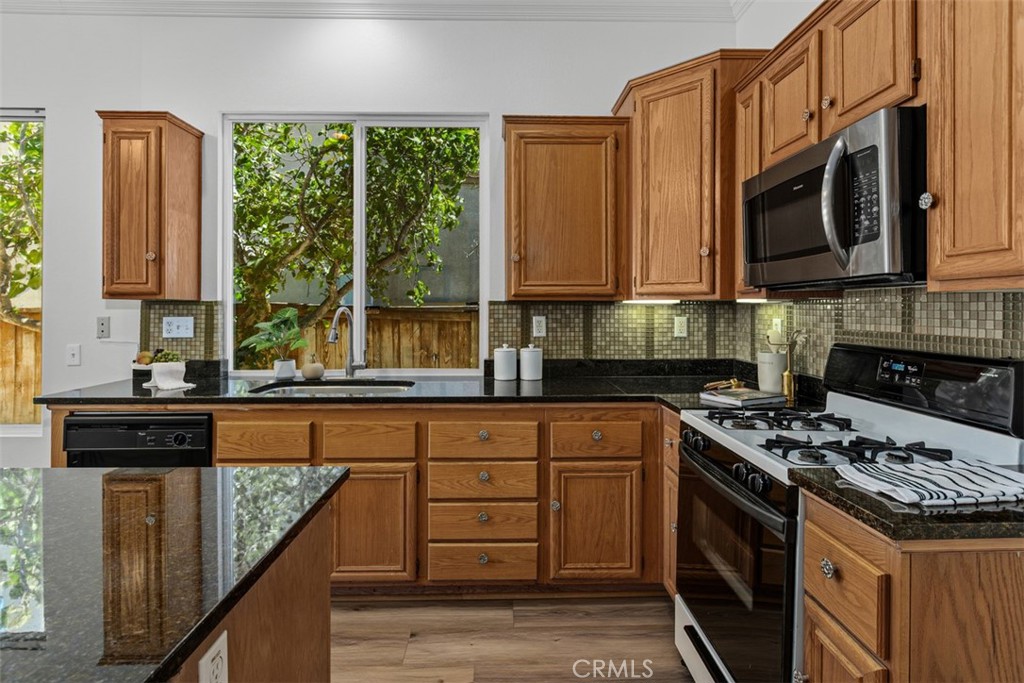 27570 Nellie Court Property Photo 4
