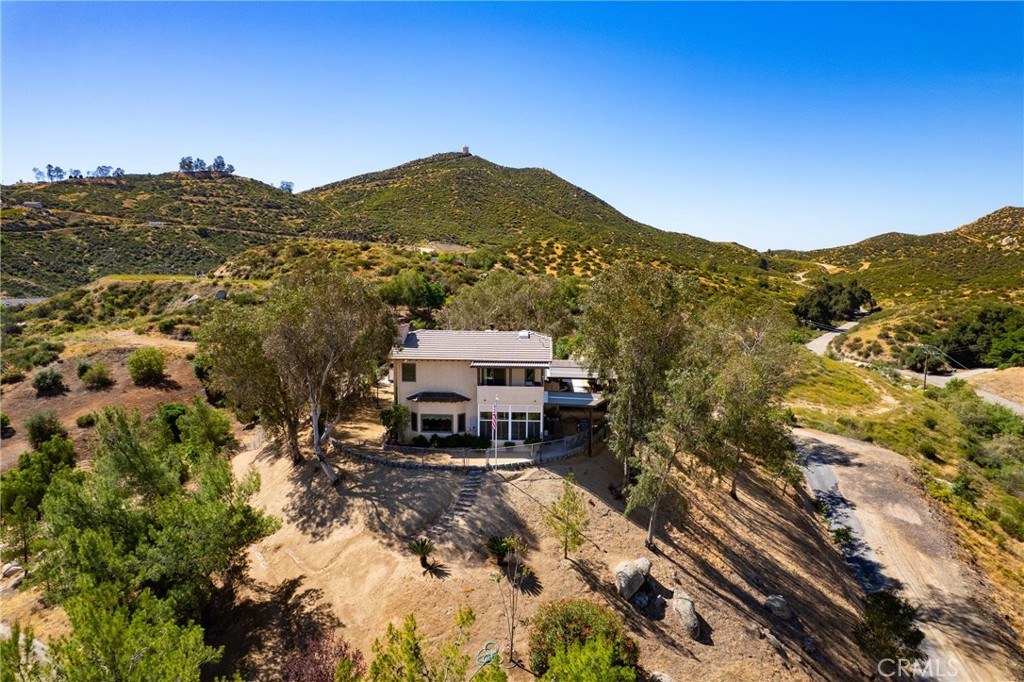 32360 Navajo Springs Property Photo 7