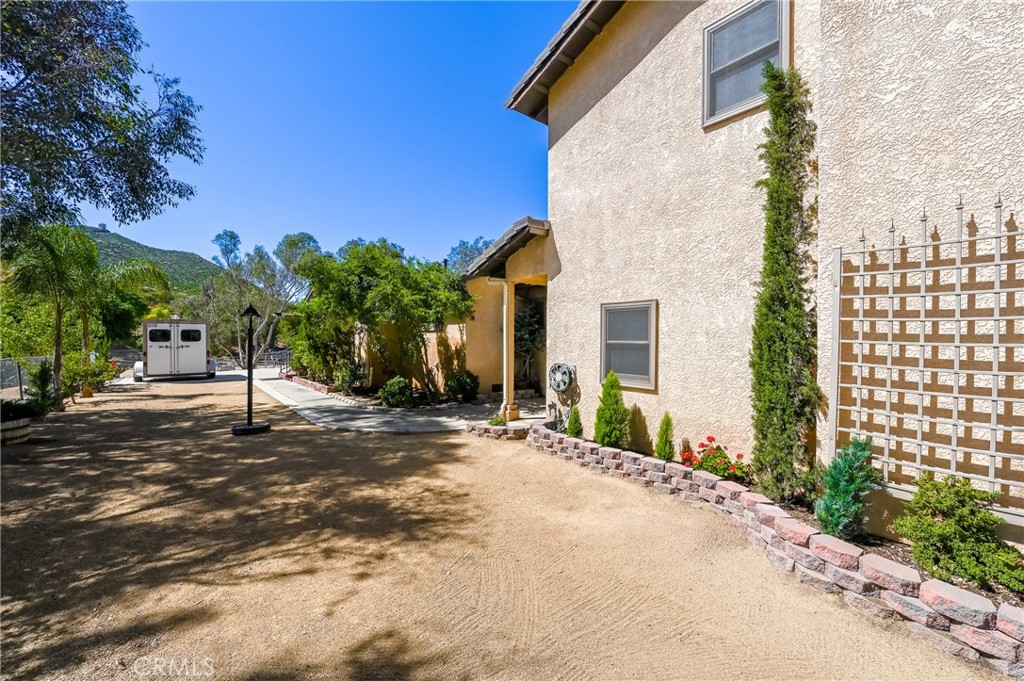 32360 Navajo Springs Property Photo 21