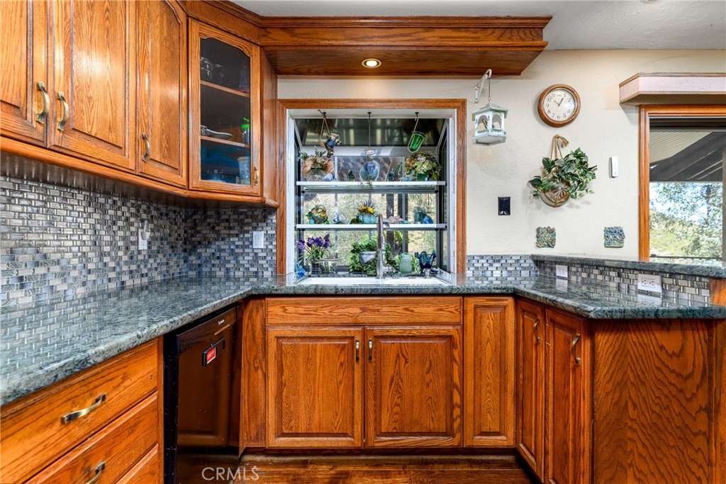 32360 Navajo Springs Property Photo 45