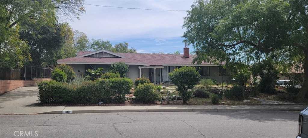 1662 Denver Property Photo 23