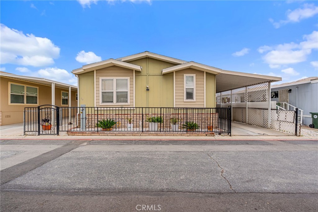 16860 Slover 54 Property Photo 1