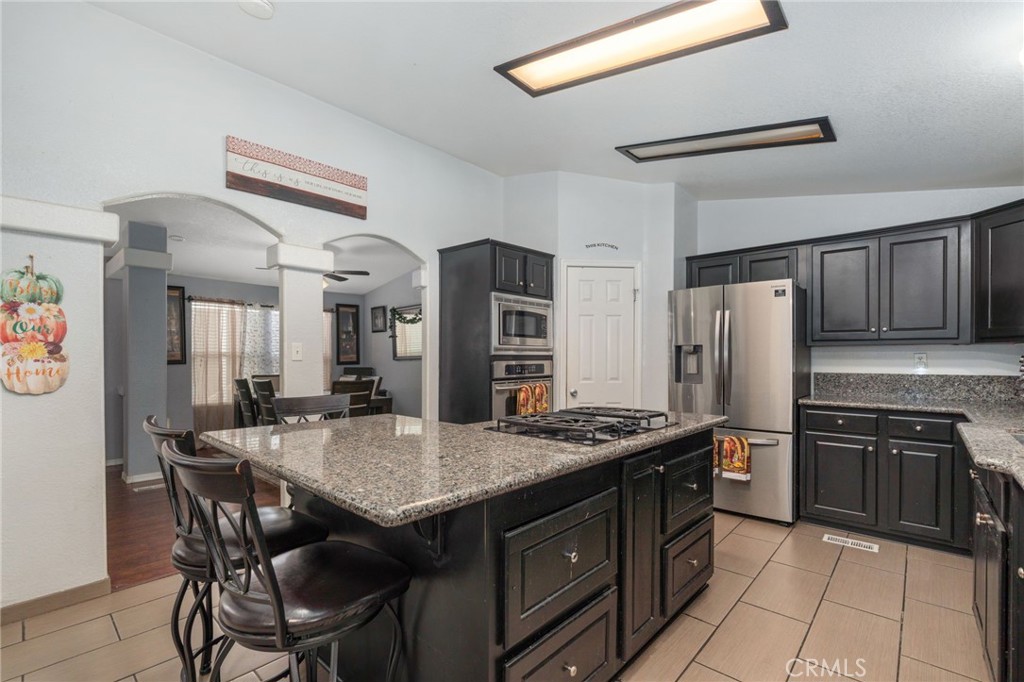 16860 Slover 54 Property Photo 11