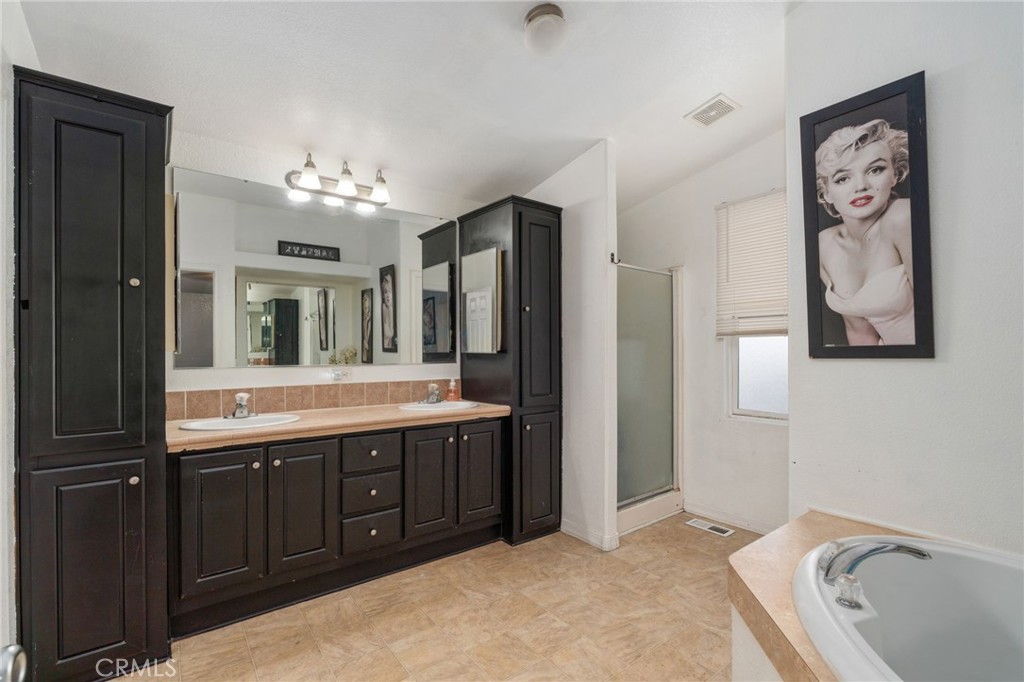 16860 Slover 54 Property Photo 18