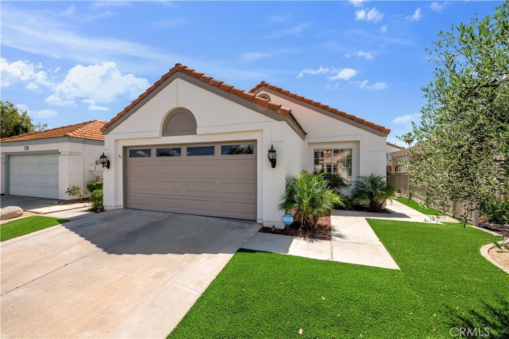 28021 Palm Villa Property Photo 1