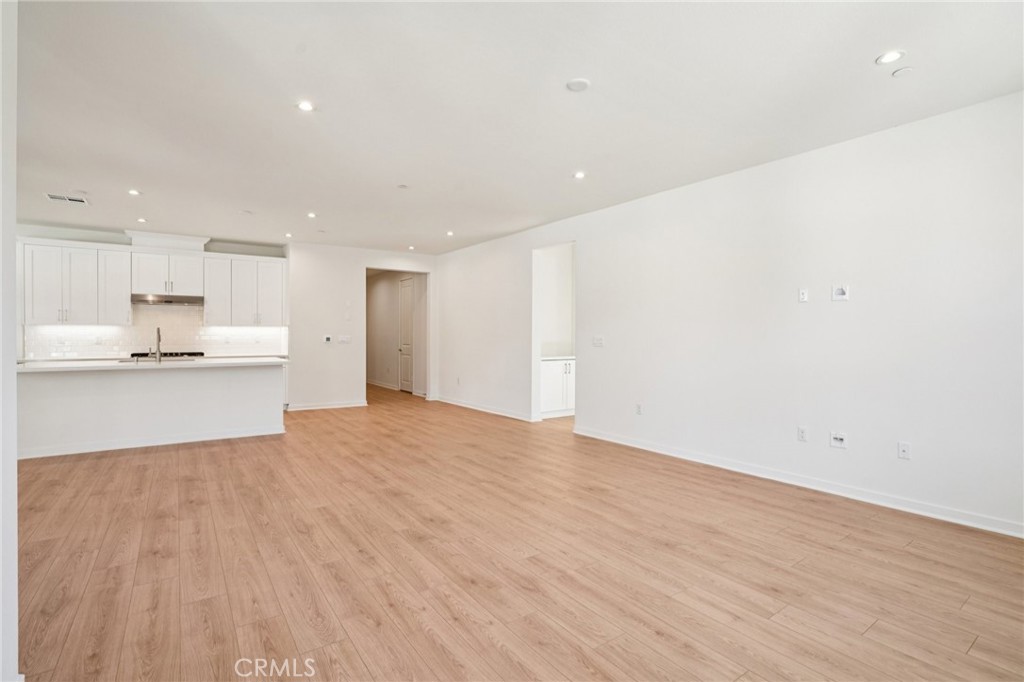 73564 Raphael Drive Property Photo 9