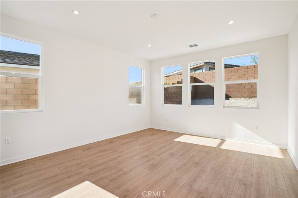 73564 Raphael Drive Property Photo 10