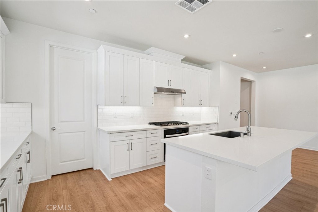 73564 Raphael Drive Property Photo 19