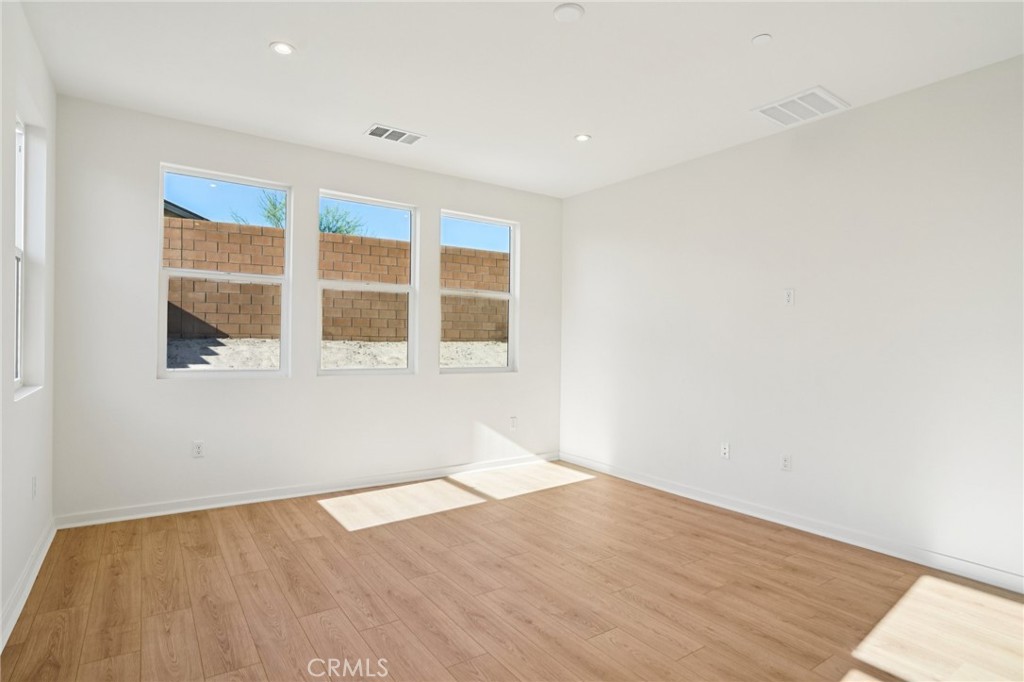73564 Raphael Drive Property Photo 26
