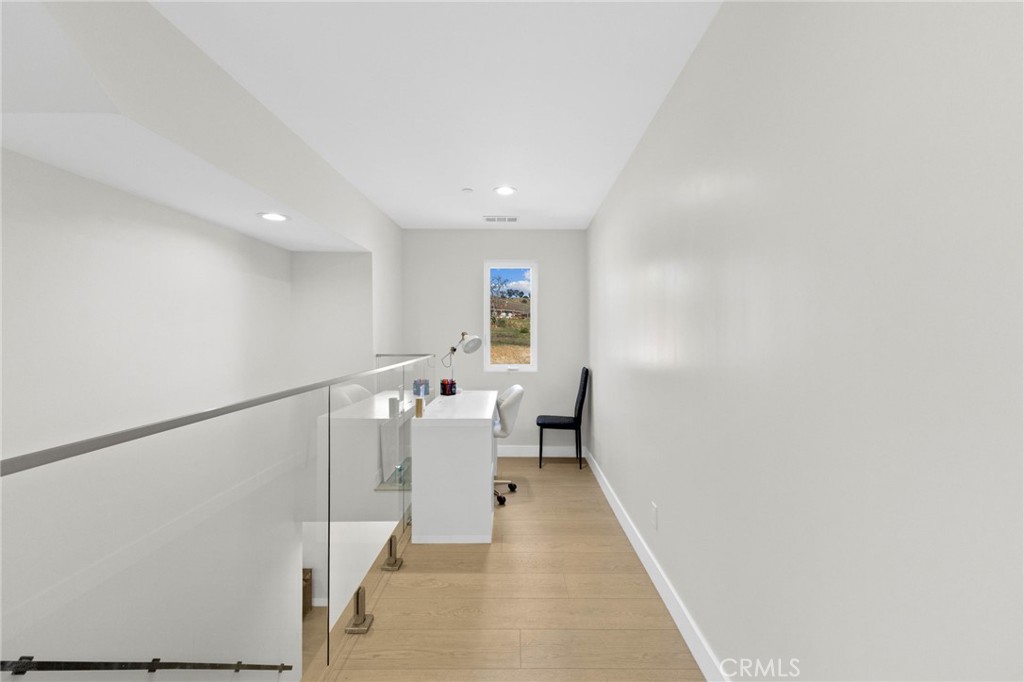 16897 Gunnerson Property Photo 15