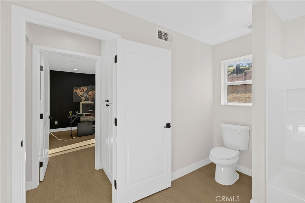 16897 Gunnerson Property Photo 19
