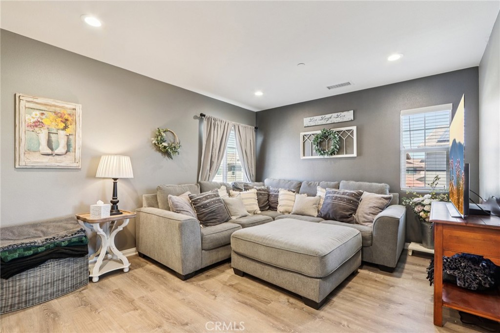 29230 Braemar Property Photo 12