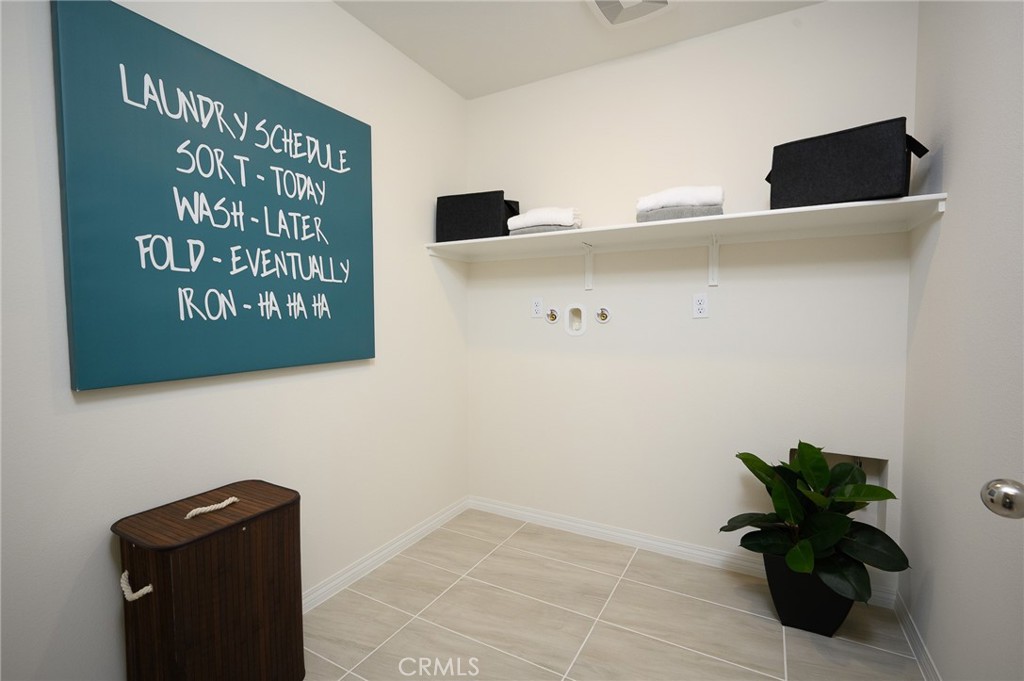 2433 Gunner Ridge Way Property Photo 17