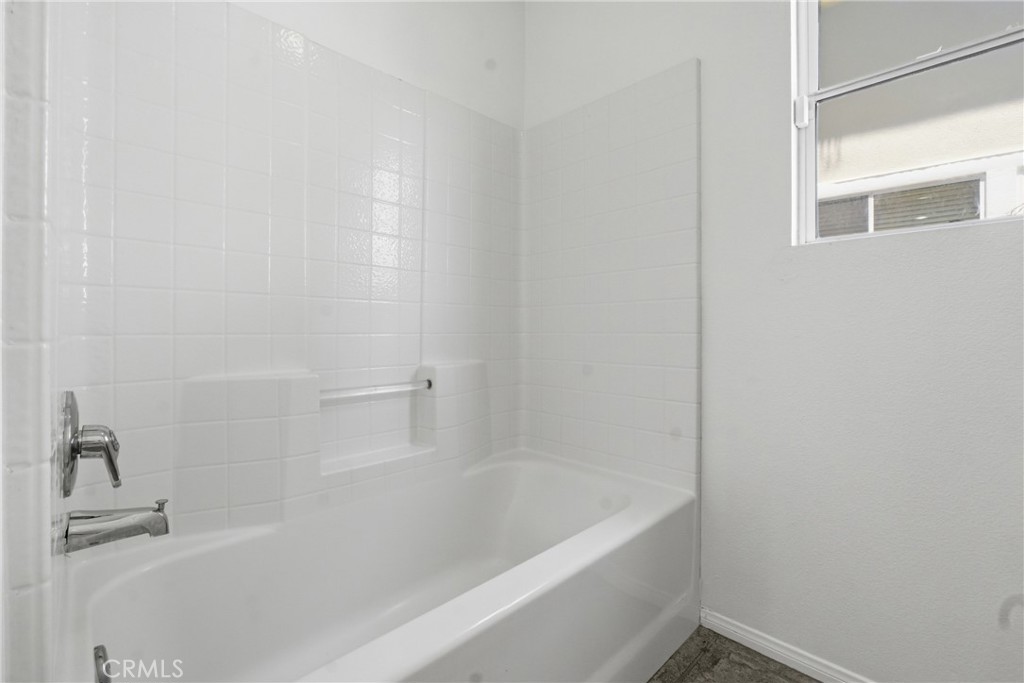 40 Silkwood Property Photo 24
