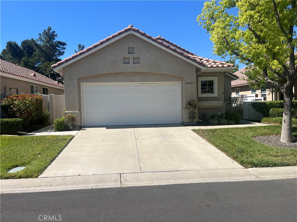 40429 Via Camposeco Property Photo 1