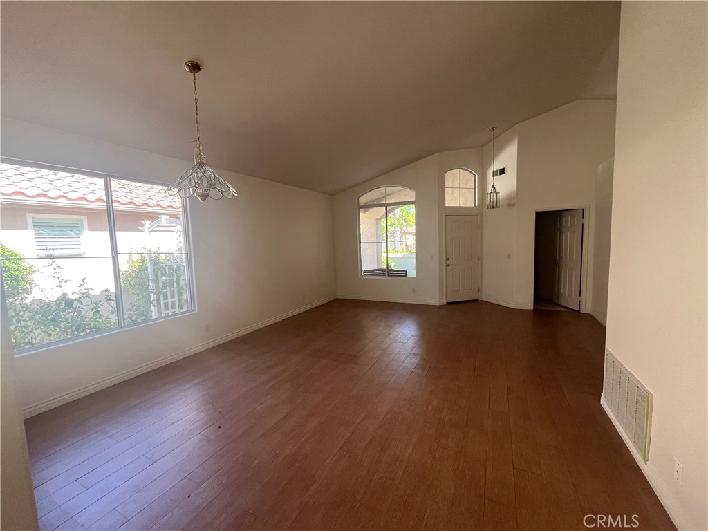 40429 Via Camposeco Property Photo 5