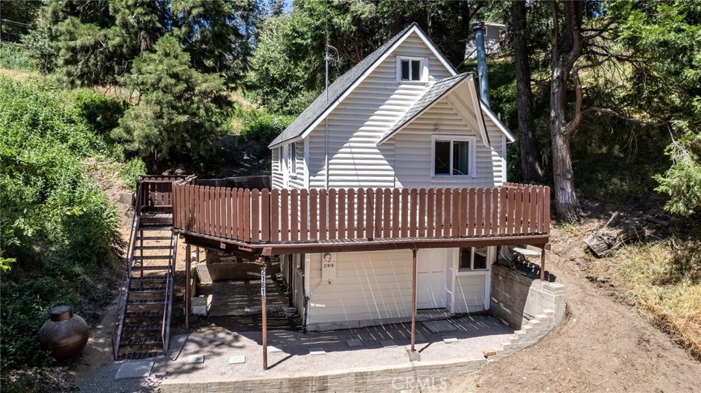 21818 Vista Road Property Photo 4