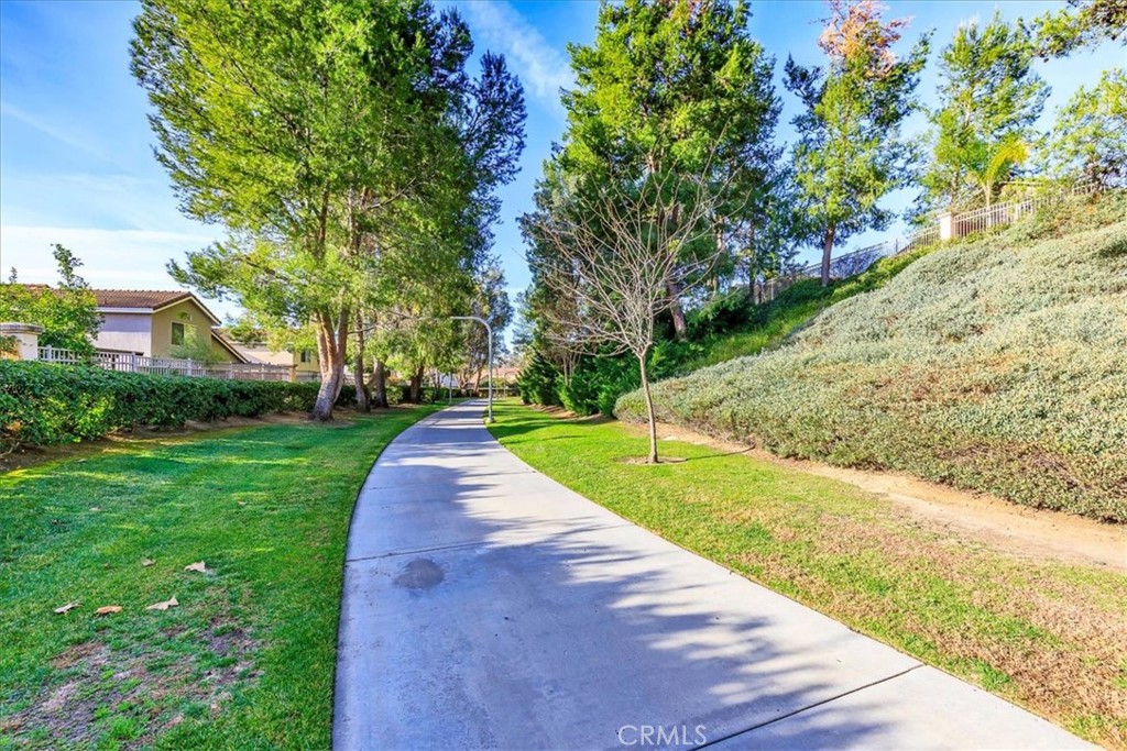 43115 Corte Landeros Property Photo 31