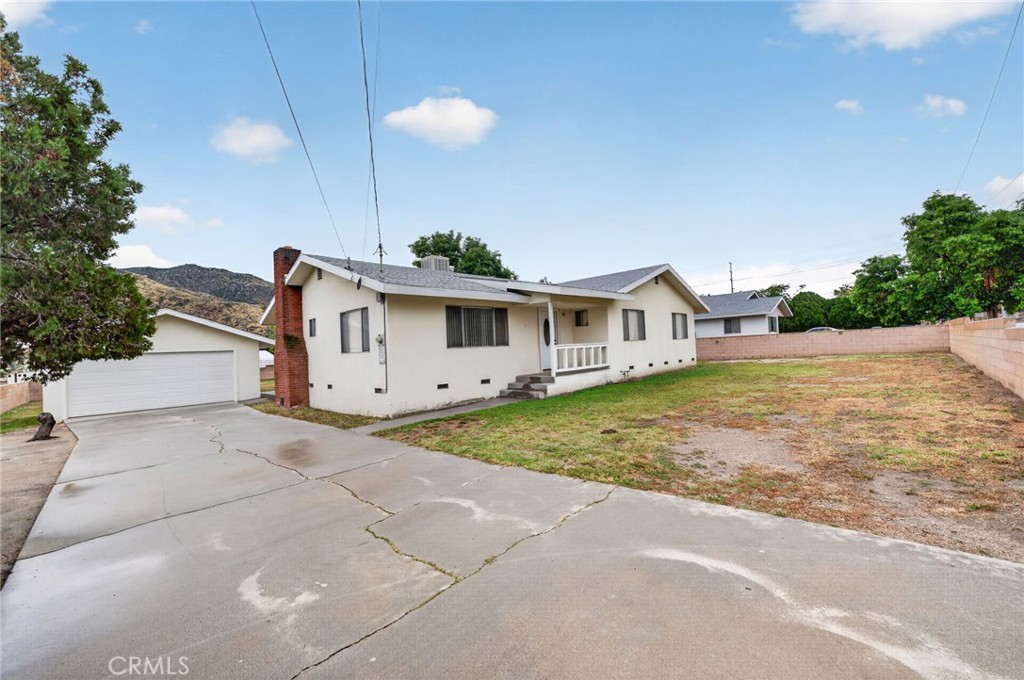 514 E Victory Avenue Property Photo 8