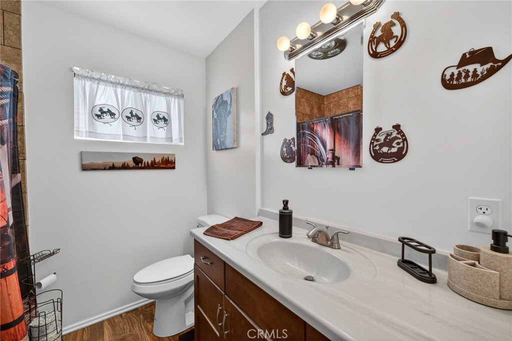 514 E Victory Avenue Property Photo 29