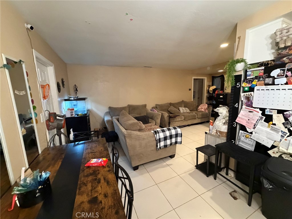 33070 Lorimer Property Photo 7