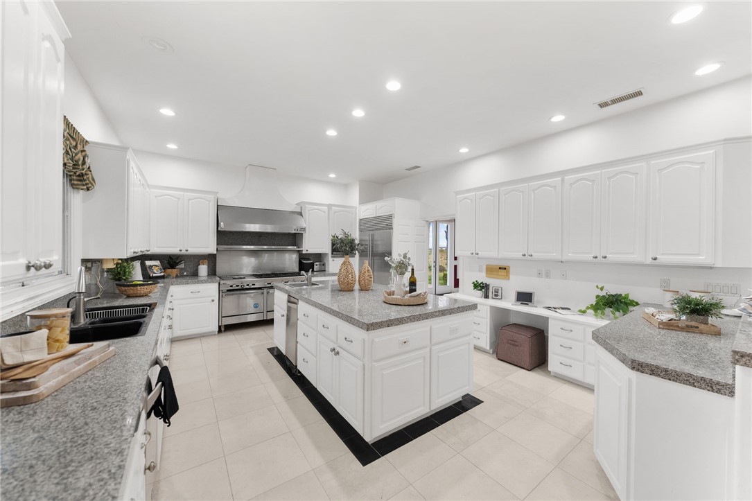43110 Palamino Circle Property Photo 16