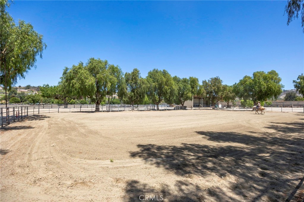 37055 De Portola Rd Property Photo 7